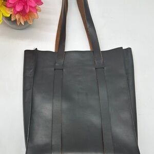 Kate Spade Saturday Black Business Casual Boxy Bag TOT8052